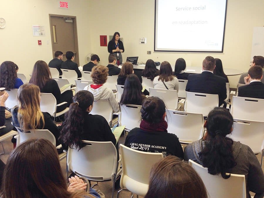 Laval students visit Jewish Rehab