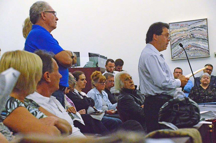 Picture in an article in the Laval News