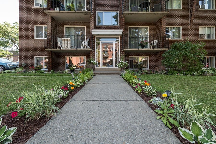 Apartment building