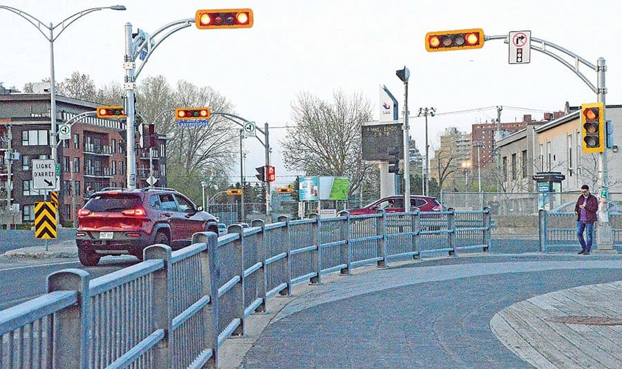 Laval has long-term plans to beautify its bridge entrances