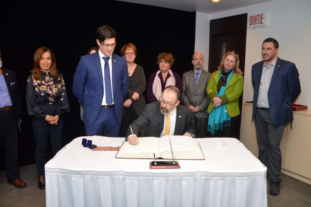 Gathering at Laval City Hall marks 198th Greek Independence Day
