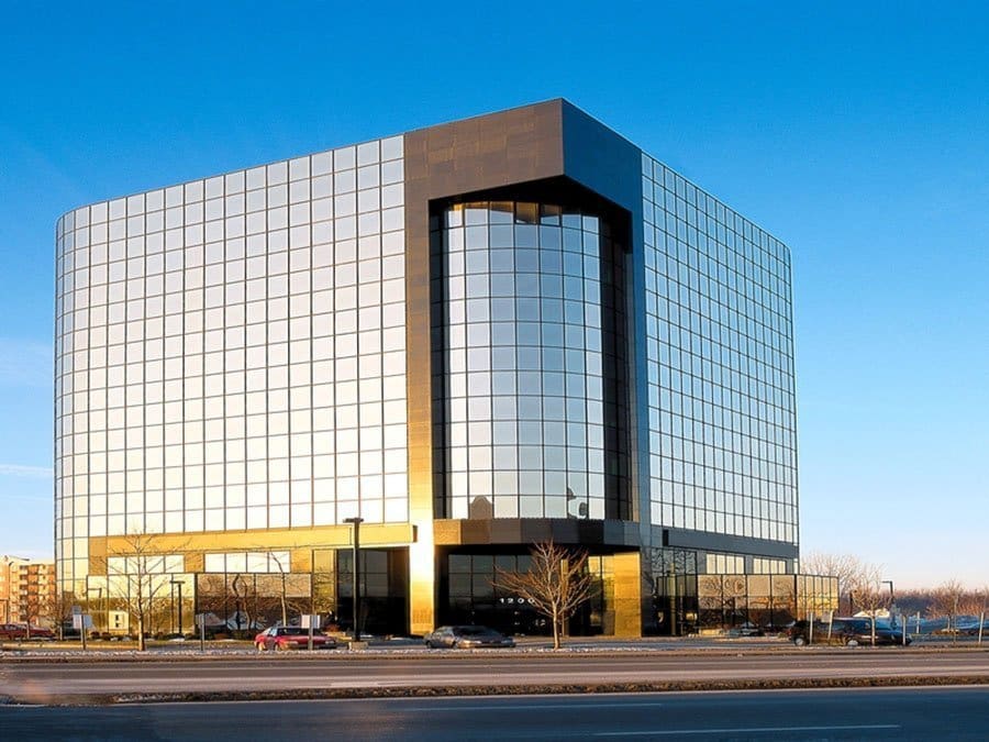 Laval buys high-rise for municipal services