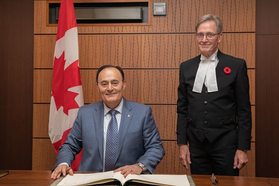 Fayçal El-Khoury sworn in as Laval Les Iles MP