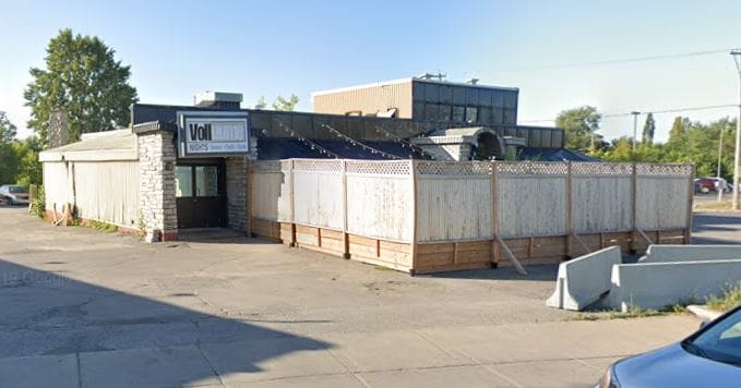 Police probe after fire destroys second business on Curé Labelle Blvd.