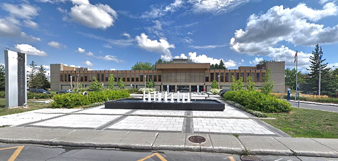 City donates $40,304 to St-Vincent de Paul Society from Place du Souvenir Fund