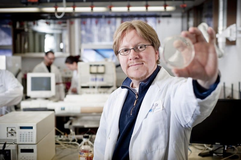 INRS researchers involved in work to create a COVID-19 vaccine