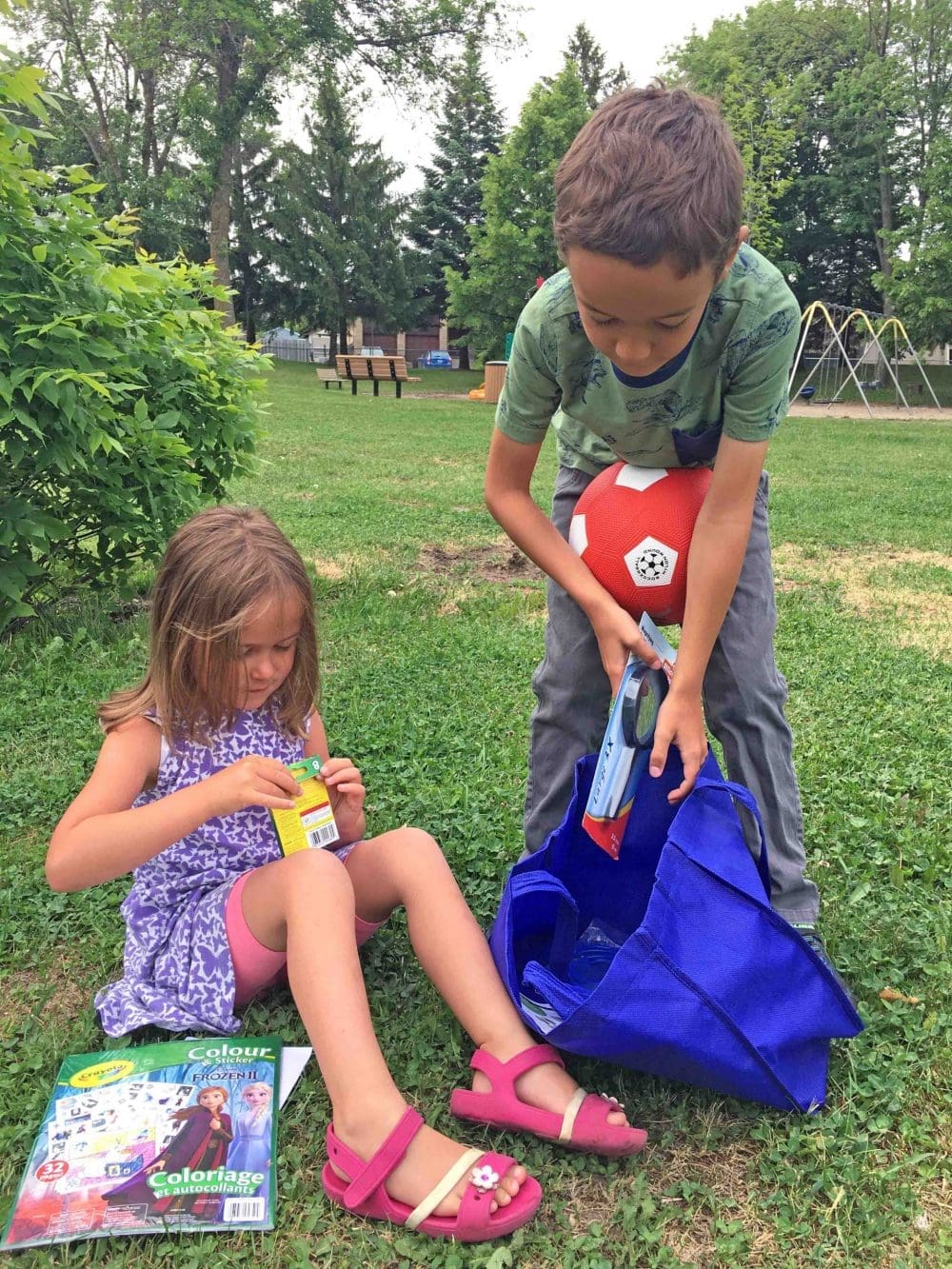 City to distribute 5,000 Fun Kits to children in Laval