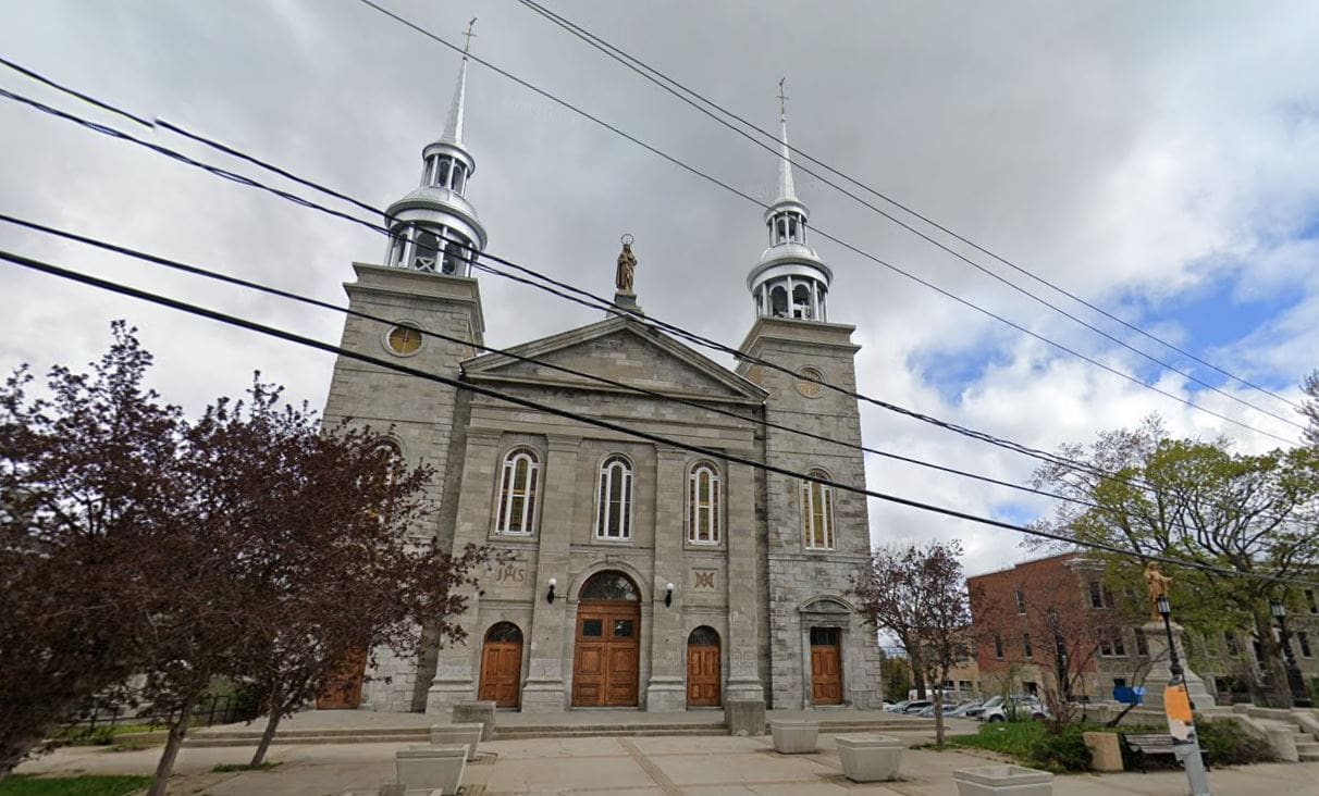 Archeological dig for historical artefacts in Sainte-Rose begins