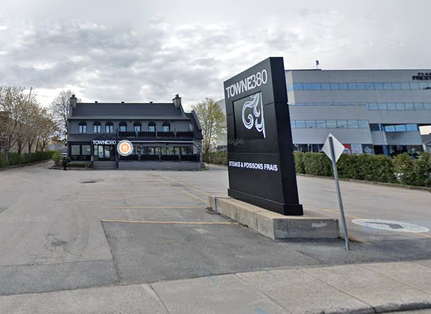 Laval Fire Dept. suspects arson in blaze at Towne380 restaurant