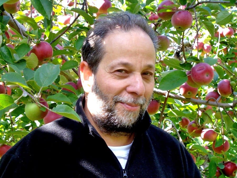 Writer Joel Yanofsky, originally from Chomedey, passes away