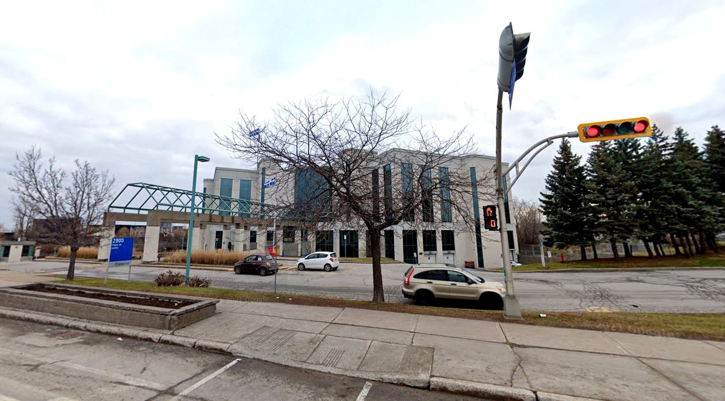 Laval woman jailed after embezzling at least $127,000 from mom with Alzheimer’s