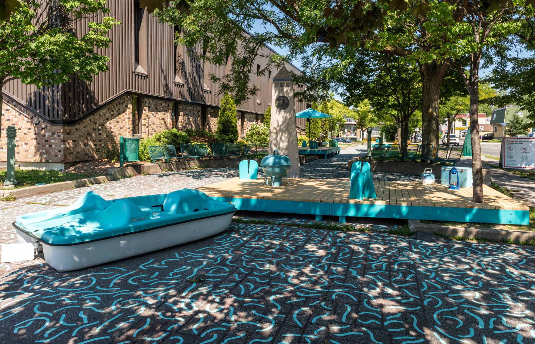 City doubles the number of outdoor summer rest stops