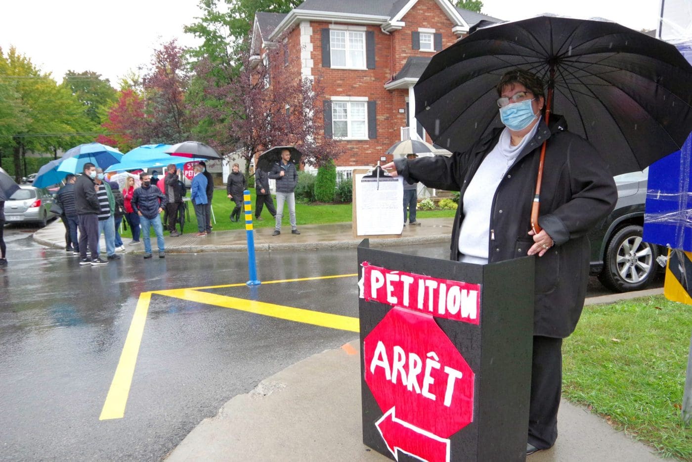City officials cave in to 100th Ave. ‘lane reduction’ petitioners