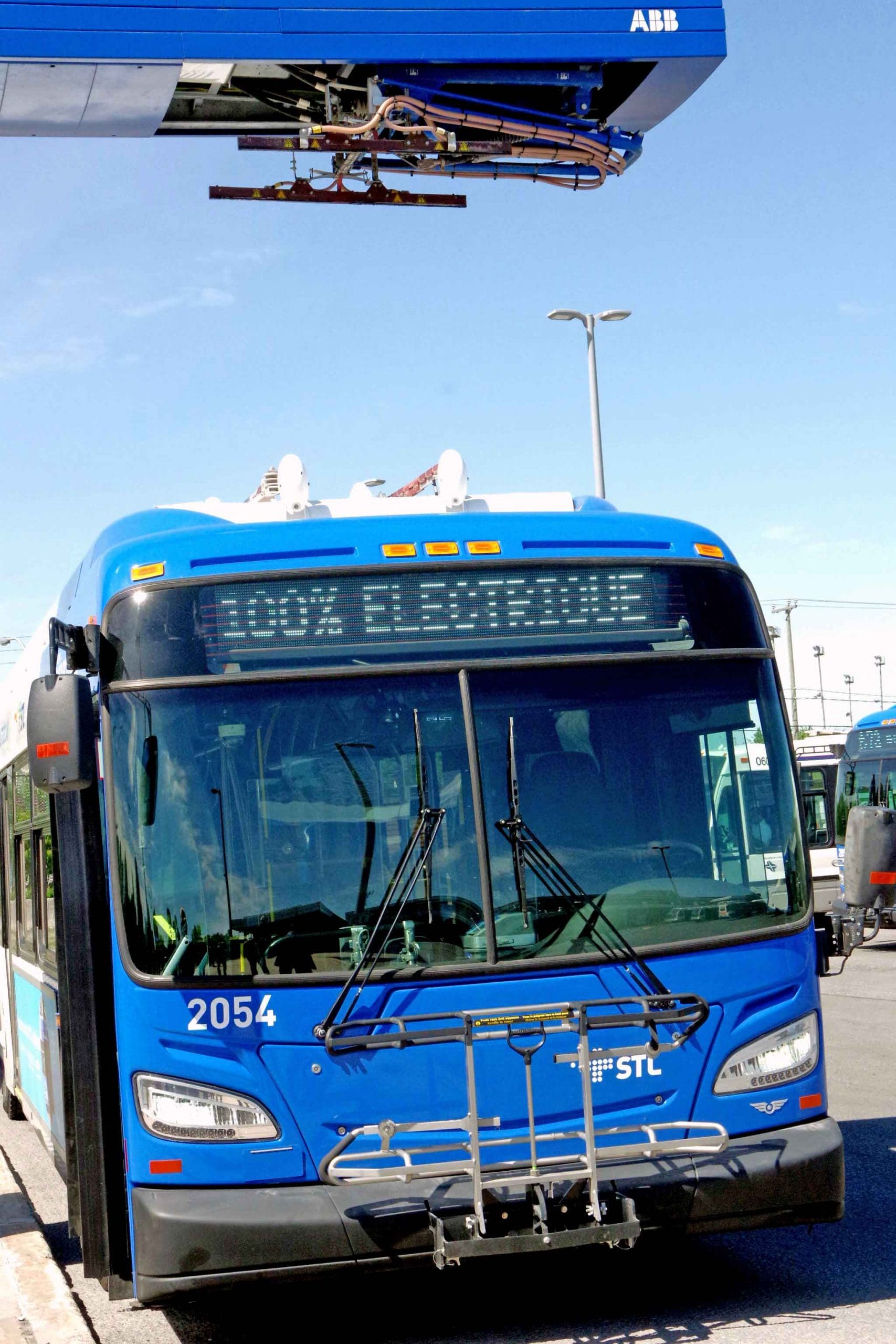 STL drivers working under pressure