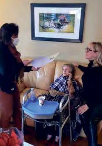 Fabre MNA Abou-Khalil helps make a constituent’s 102nd birthday special