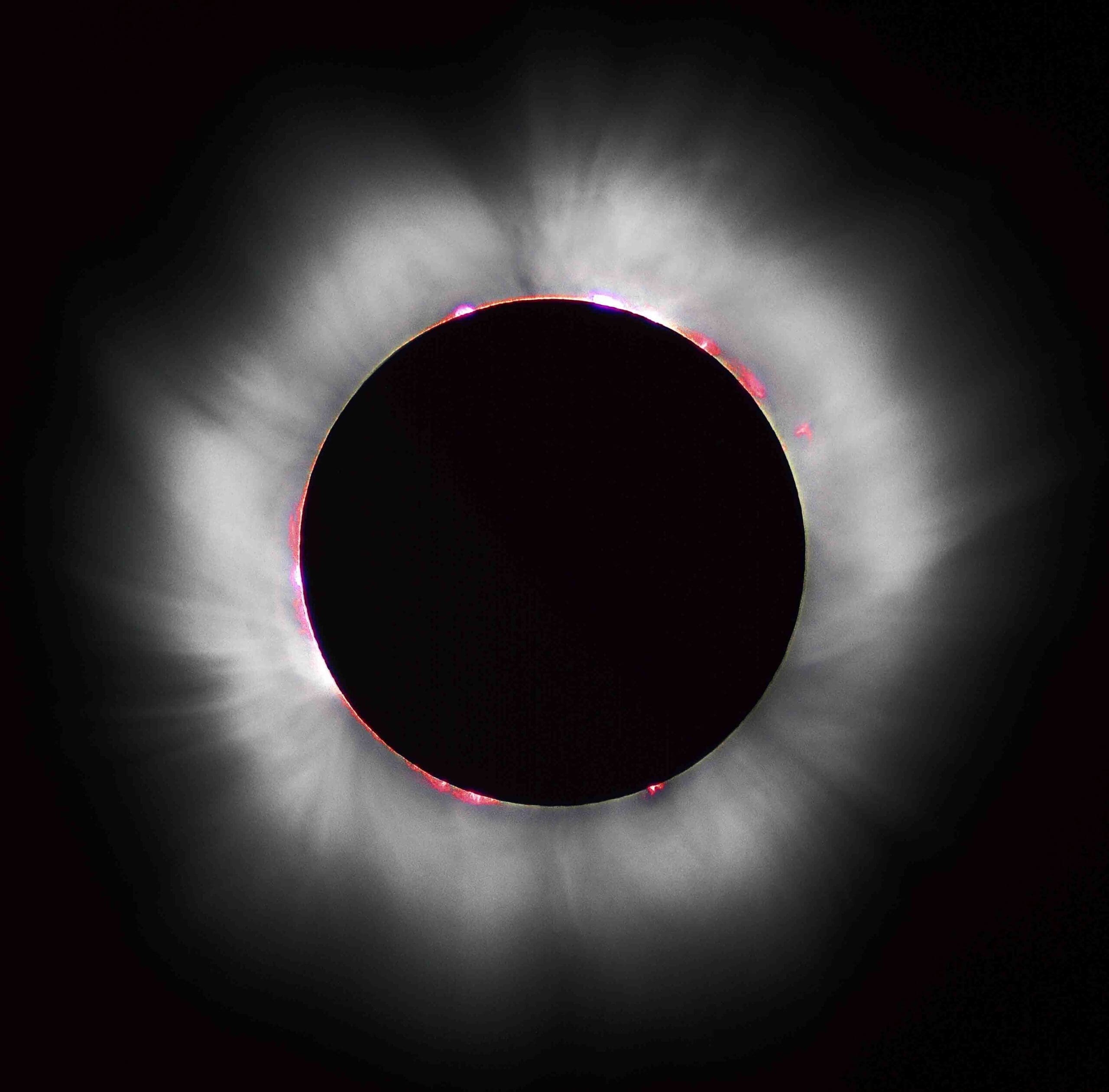 Transports Québec warns drivers before solar eclipse on Monday